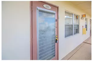 251 Preston F Unit, Boca Raton, FL 33434 - Photo 3