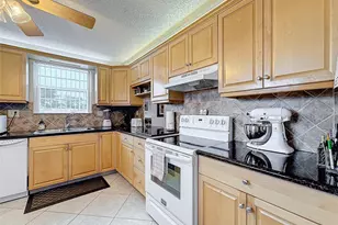 4930 E Sabal Palm Blvd, Tamarac, FL 33319 - Photo 13