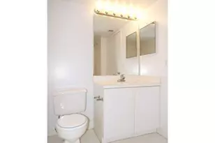 741 N Pine Island Rd, Plantation, FL 33324 - Photo 19