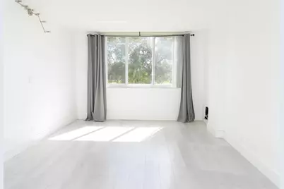 4200 Hillcrest Drive #201, Hollywood, FL 33021 - Photo 11