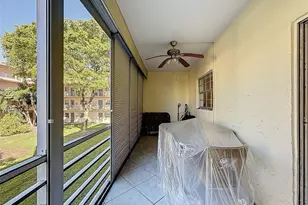 4211 NW 41st St Unit, Lauderdale Lakes, FL 33319 - Photo 41