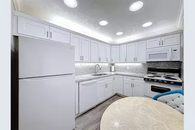 4211 NW 41st Street #205, Lauderdale Lakes, FL 33319 - Photo 7