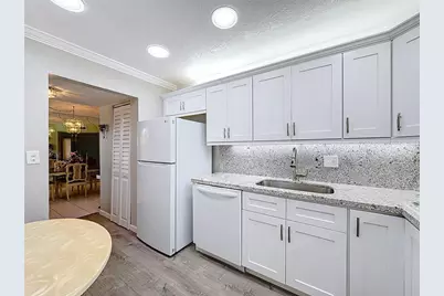 4211 NW 41st Street #205, Fort Lauderdale, FL 33319 - Photo 11