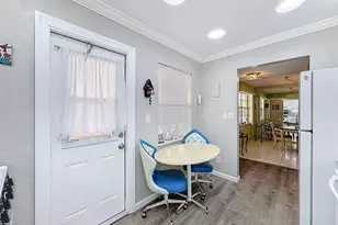 4211 NW 41st St Unit, Lauderdale Lakes, FL 33319 - Photo 11