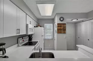 2222 N Cypress Bend Dr Unit, Pompano Beach, FL 33069 - Photo 39