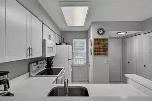 2222 N Cypress Bend Dr Unit, Pompano Beach, FL 33069 - Photo 39