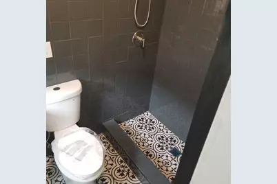 803 NE 8th Street, Hallandale Beach, FL 33009 - Photo 17