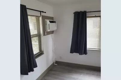 803 NE 8th Street, Hallandale Beach, FL 33009 - Photo 13