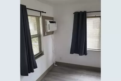 803 NE 8th Street, Hallandale Beach, FL 33009 - Photo 13