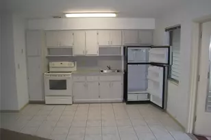 803 NE 8th St, Hallandale Beach, FL 33009 - Photo 33