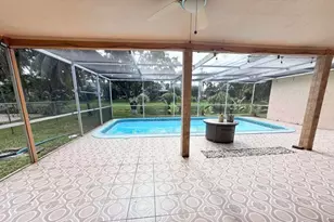 8800 NW 3 St, Pembroke Pines, FL 33024 - Photo 25