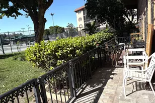 620 Tennis Club Dr, Fort Lauderdale, FL 33311 - Photo 5