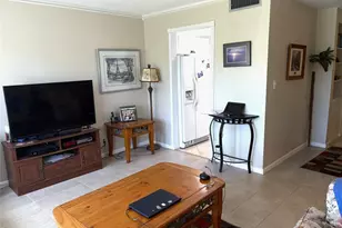 620 Tennis Club Dr, Fort Lauderdale, FL 33311 - Photo 9