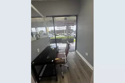 1431 N Palm Avenue, Pembroke Pines, FL 33026 - Photo 3
