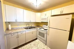 326 Tilford P, Deerfield Beach, FL 33442 - Photo 7