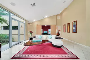 2631 Okeechobee Ln, Fort Lauderdale, FL 33312 - Photo 3