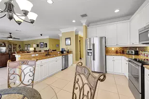 1020 Lavender Cir, Weston, FL 33327 - Photo 23