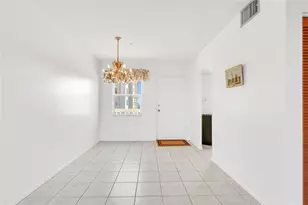 2555 NE 11th St, Fort Lauderdale, FL 33304 - Photo 3