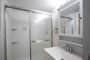 10557 NW 10th St, Pembroke Pines, FL 33026 - Photo 11