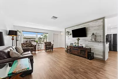 1001 SW 6th Avenue, Boynton Beach, FL 33426 - Photo 5