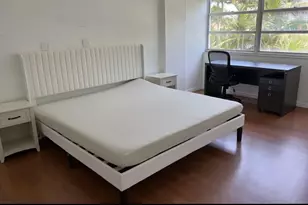 11930 N Bayshore Dr, North Miami, FL 33181 - Photo 17