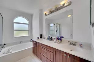 10615 NW 12th Ct, Plantation, FL 33322 - Photo 13