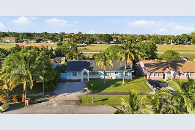 561 NE 38th Street, Pompano Beach, FL 33064 - Photo 5