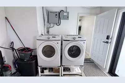 433 NW 15th Way, Fort Lauderdale, FL 33311 - Photo 23