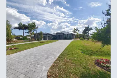 11000 SW 30th Court, Davie, FL 33328 - Photo 3