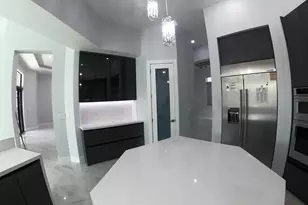 11000 SW 30th Ct, Davie, FL 33328 - Photo 27