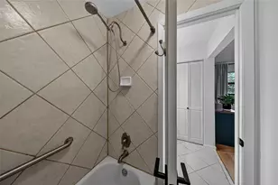 201 NE 16th Pl, Fort Lauderdale, FL 33305 - Photo 21