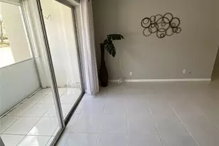 21 Jacaranda Dr, Plantation, FL 33324 - Photo 3