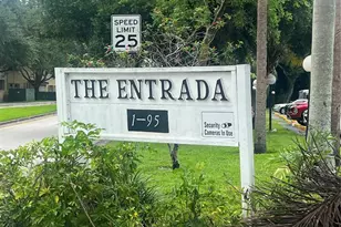 21 Jacaranda Dr, Plantation, FL 33324 - Photo 19