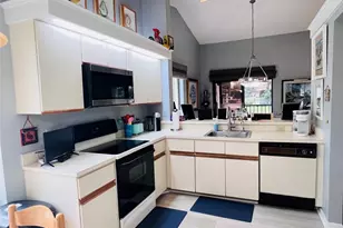 10851 Palm Lake Ave, Boynton Beach, FL 33437 - Photo 19