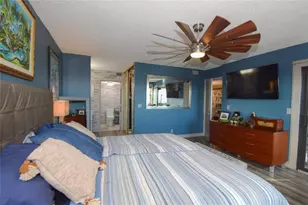 2238 N Cypress Bend Dr, Pompano Beach, FL 33069 - Photo 19