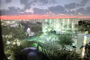 2238 N Cypress Bend Dr, Pompano Beach, FL 33069 - Photo 3