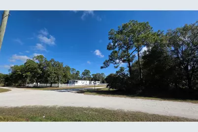 685 N Willow Street, Clewiston, FL 33440 - Photo 7