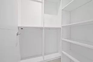 240 Shore Ct, Fort Lauderdale, FL 33308 - Photo 13