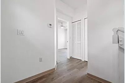 8520 NW 139th Terrace #1602, Miami Lakes, FL 33016 - Photo 7