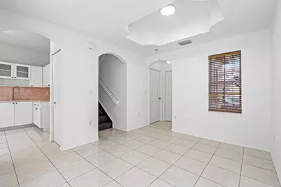 8520 NW 139th Terrace #1602, Hialeah, FL 33016 - Photo 9