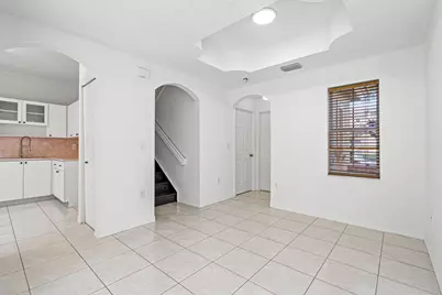 8520 NW 139th Terrace #1602, Miami Lakes, FL 33016 - Photo 9