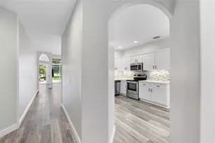 576 W Palm Aire Dr, Pompano Beach, FL 33069 - Photo 15