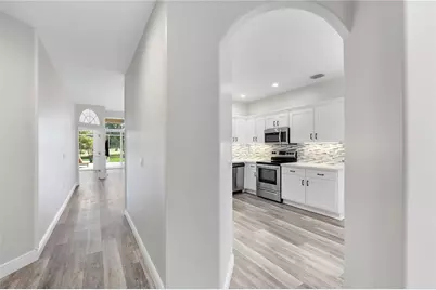 576 W Palm Aire Drive, Pompano Beach, FL 33069 - Photo 15