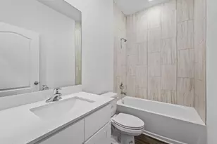 5262 NW Lamoore Ln, Port Saint Lucie, FL 34953 - Photo 15