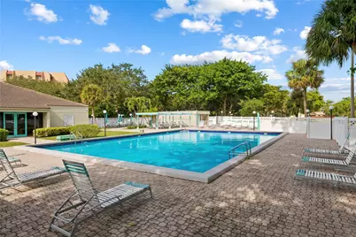 3150 W Rolling Hills Circle #603, Davie, FL 33328 - Photo 11