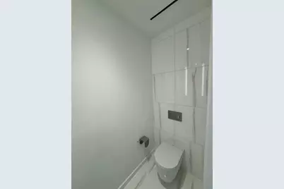 300 Biscayne Blvd Way #2508, Miami, FL 33131 - Photo 17