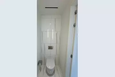 300 Biscayne Blvd Way #2508, Miami, FL 33131 - Photo 19