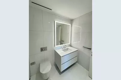 300 Biscayne Blvd Way #2508, Miami, FL 33131 - Photo 25