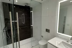 300 Biscayne Blvd Way, Miami, FL 33131 - Photo 27