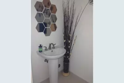 14951 Royal Oaks Lane #1608, Miami, FL 33181 - Photo 5